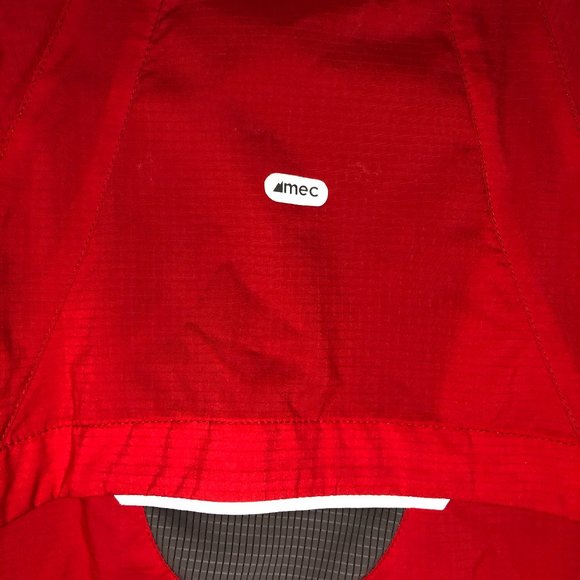 MEC- Red Reflective Windbreaker - Picture 7 of 9